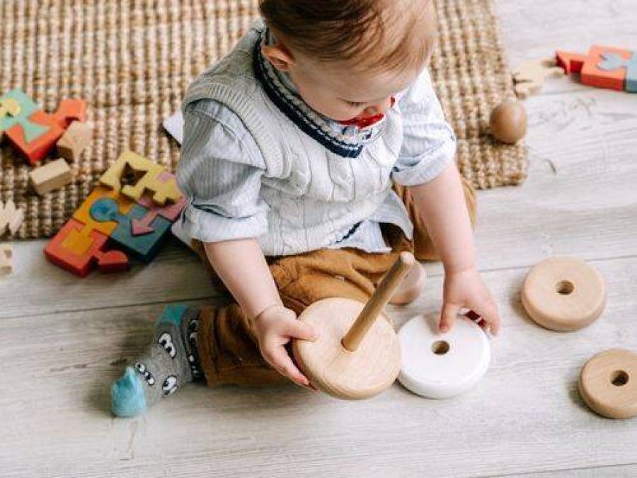 Poznaj korzyści z drewnianych klocków dla dzieci